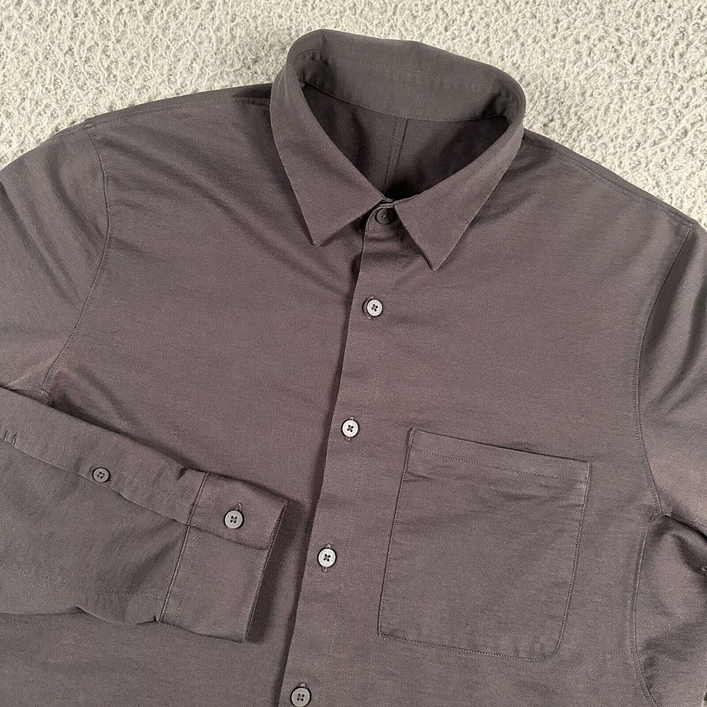 Lululemon Commission Shirt Men's Large Gray Button Up Stretch Long Sleeve Flaws